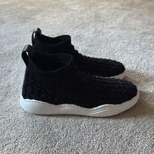Alaia Black Textured Slip-On Sneakers